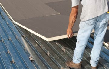 benefits of insulating Heddle flat roofing